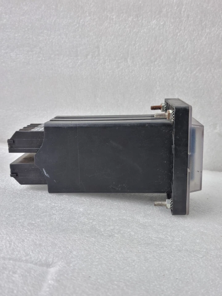 SCHNEIDER ELECTRIC RELBAXBL4110 110 VDC CONTACTS IN POSITION RELAYAUX (USED)